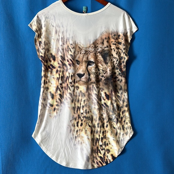 Rhinestone Leopard T-Shirt - Picture 2 of 5